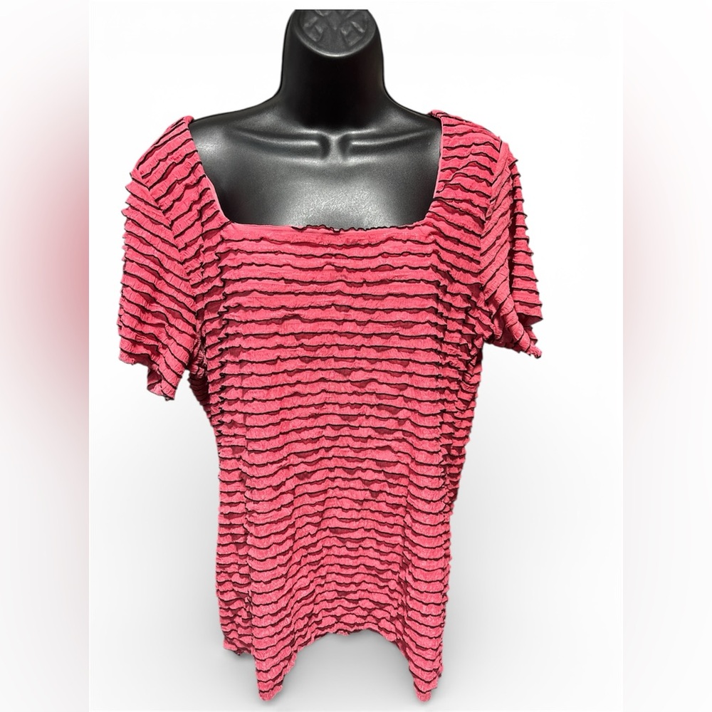 ELEMENTZ Allover Ruffle Top - Picture 2 of 4
